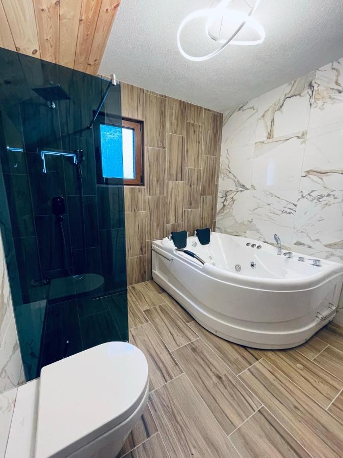 Chalet Montenegrina With Jacuzzi Kolašin Exterior foto